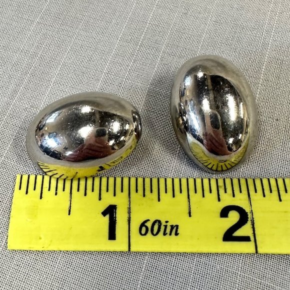 Vintage Marvella Mid Century Modern Large Silver Oval Clip On Earrings - Picture 3 of 6